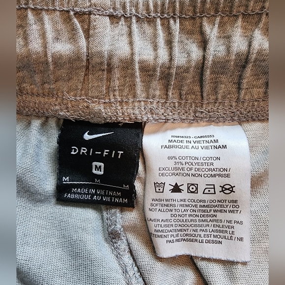 NIKE Dri-Fit Swoosh Cuffed Training Jogger Pants 2 Pockets AR4837-036 SZ Medium - Picture 5 of 6